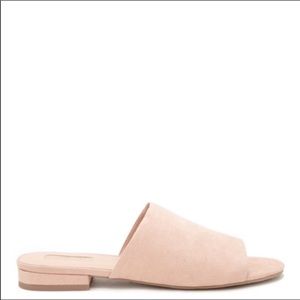 SOLD ✨ Faux suede blush pink mules